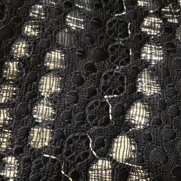 Sleeveless Double Layer Metallic Print Top - Picture 3 of 3